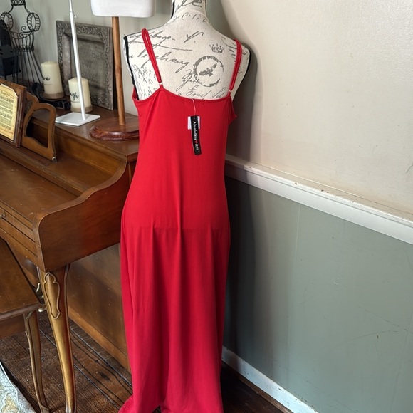 Red Spaghetti Strap Sundress Maxi NWT - Picture 5 of 6